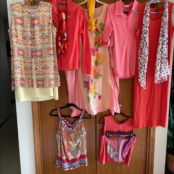 Trulli size L floral sleeveless tank top - Picture 7 of 7